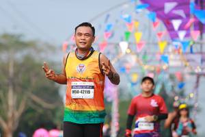 BIB: 42119
                            <button type="button" onclick="openModal(9899576)" class="btn btn-primary btn-sm float-right btn-popup" data-toggle="modal" data-target=".modal-high-quality">
                        <i class="fas fa-shopping-cart"></i> Add to Cart
                    </button>
                                            <button type="button" onclick="isThisMe(9899576, true)" class="btn btn-success btn-sm float-right btn-popup btn-isme hidden" data-toggle="tooltip" data-placement="bottom" title="นี่คือรูปของคุณใช่ไหม คลิกที่นี่เพื่อเอาเข้าอัลบั้ม">
                        <i class="fas fa-plus"></i> Add to album
                    </button>
                    <button type="button" onclick="isThisMe(9899576, false)" class="btn btn-warning btn-sm float-right btn-popup btn-isnotme hidden">
                        <i class="fas fa-ban"></i> Remove from album
                    </button>